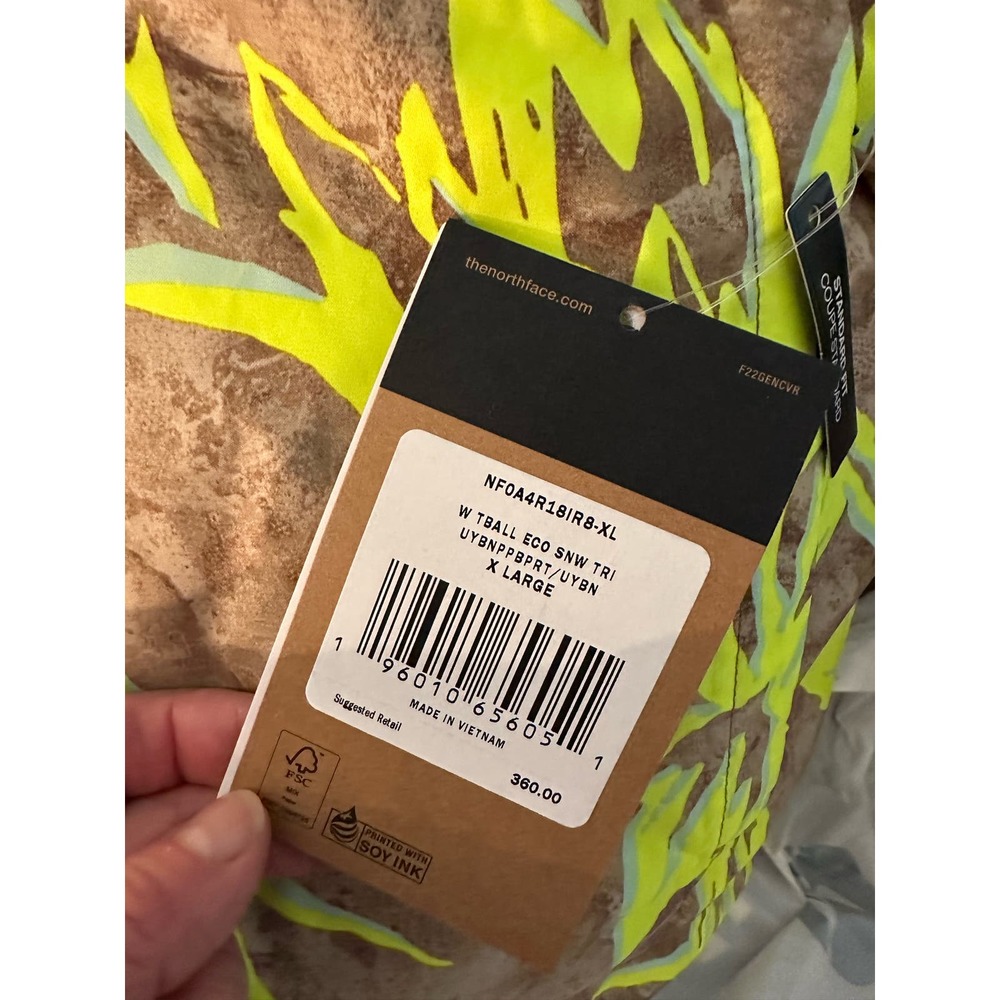 THE NORTH FACE ThermoBall Eco Snow Triclimate Jacket - Picture 4 of 9